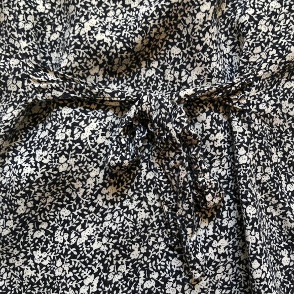 Rampage, Vintage, black & white, sleeveless, wrap, buttoned blouse, Size: 3? - Picture 8 of 8